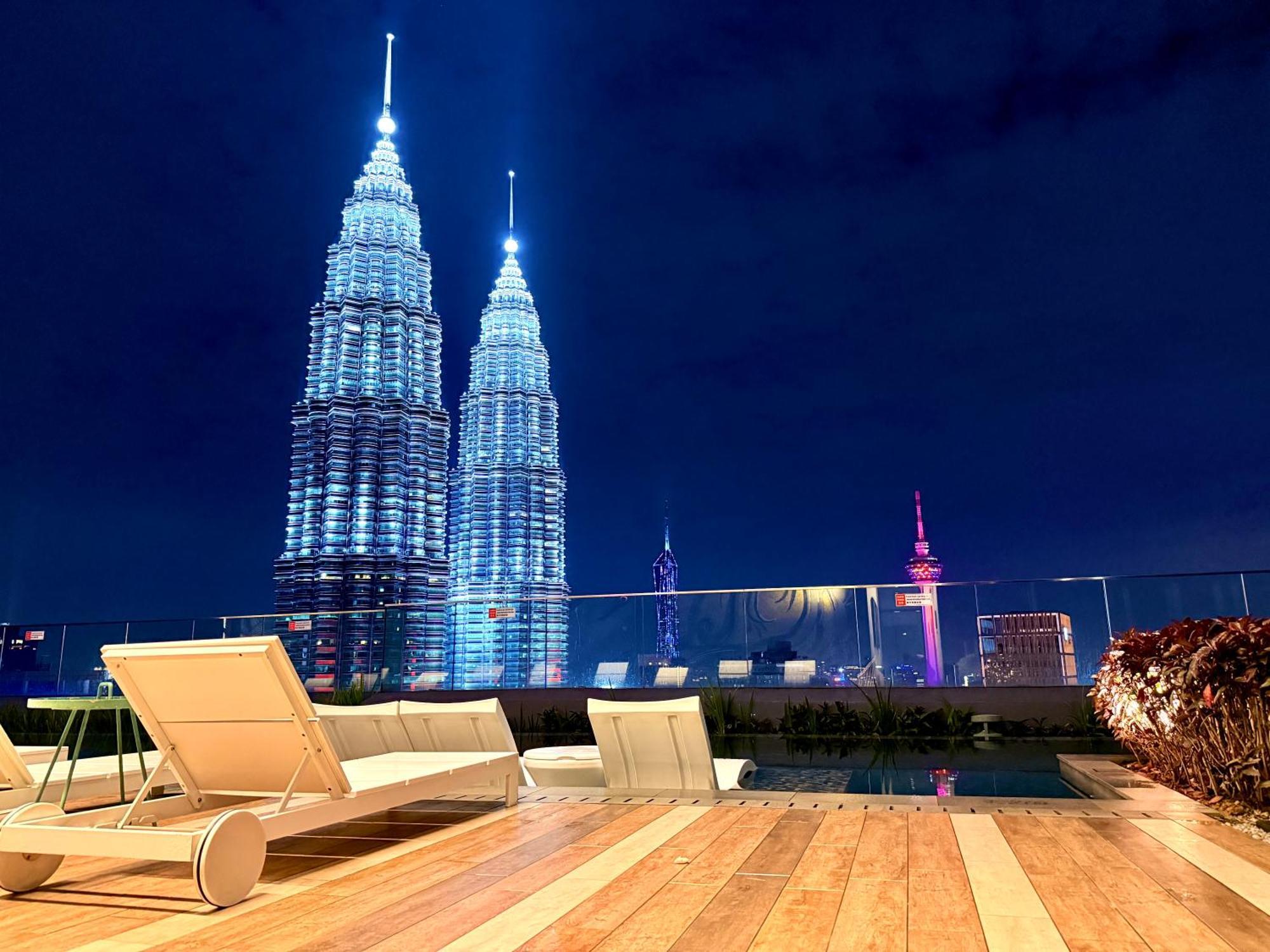 Star Residence Klcc By Sky Pool Куала-Лумпур Екстер'єр фото