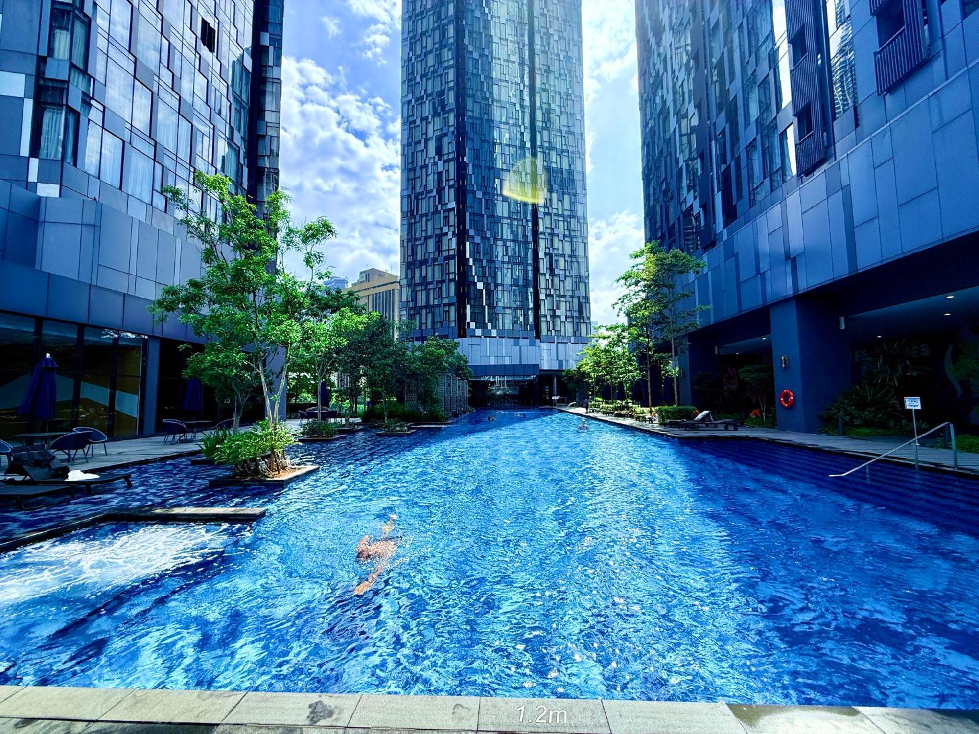 Star Residence Klcc By Sky Pool Куала-Лумпур Екстер'єр фото